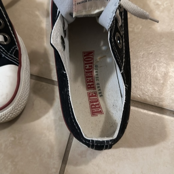 True Religion Black Canvas Low Top Sneakers Size 9 - Picture 4 of 12
